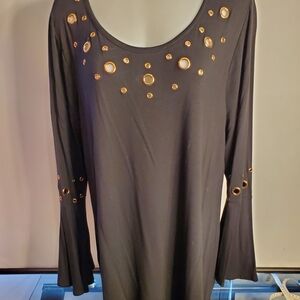 Belldini Black Top with Gold Accents 2X